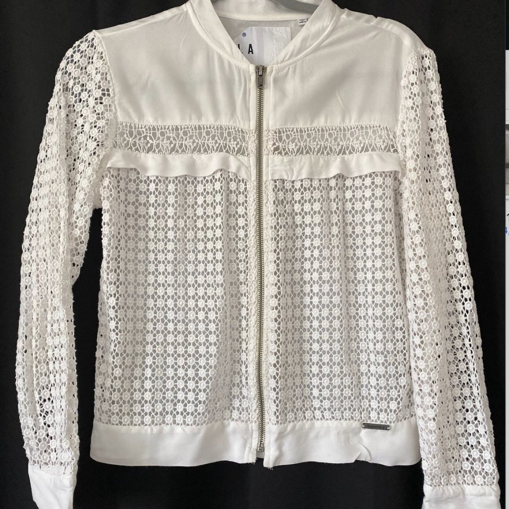 Superdry White Eyelet Zippered Blouse